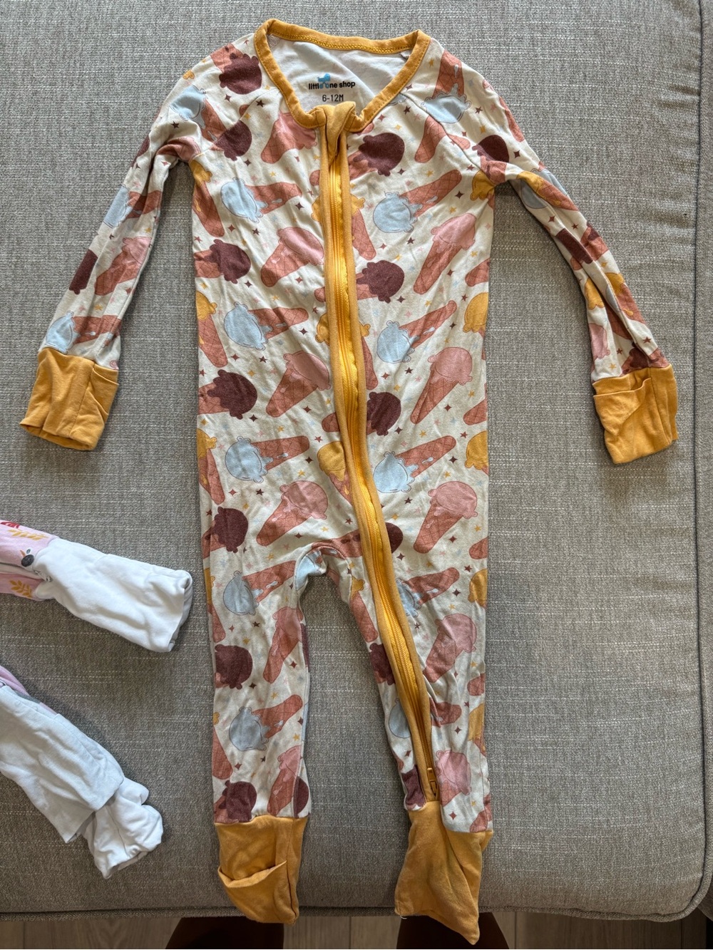 6-12M Bamboo Zip Up Pajamas Ice Cream